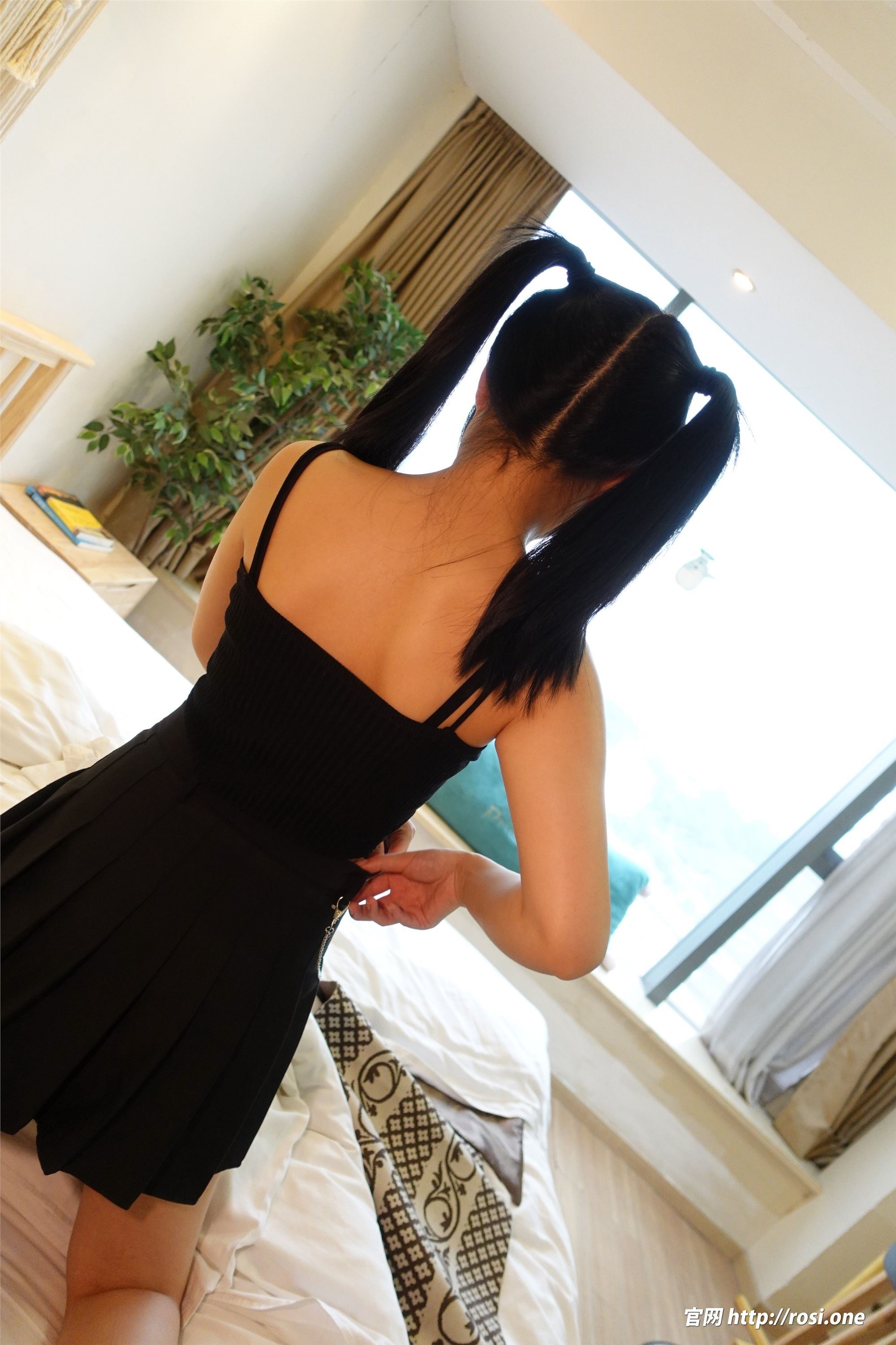 ROSI写真 2022.03.18 NO.3756